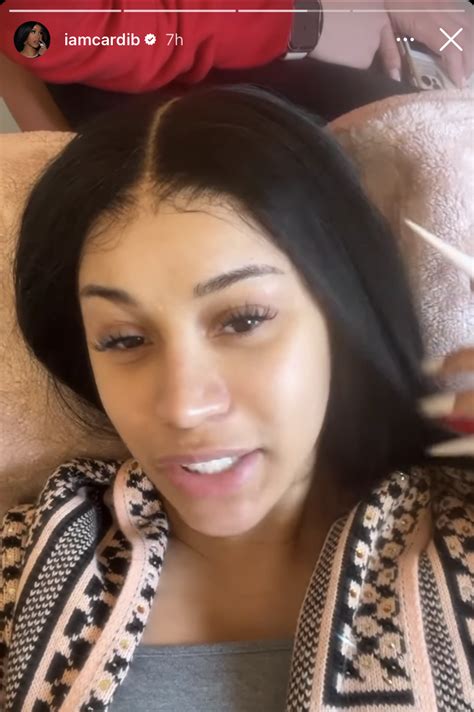 Cardi B just shared a fully nude photo